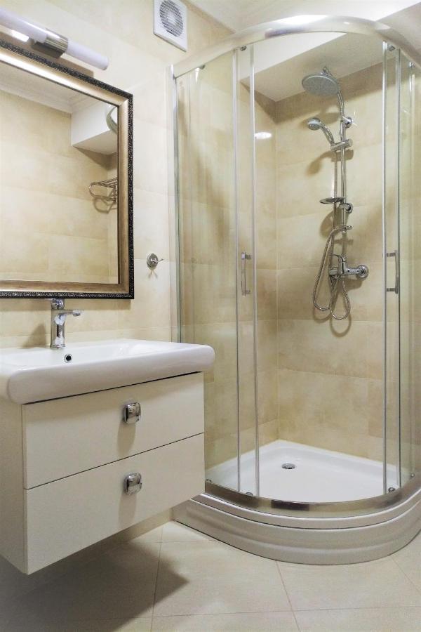 Apartamenty Ucho Igielne Сандомир Екстериор снимка